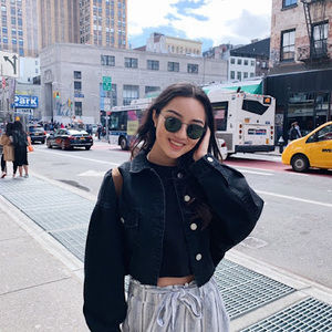 Meet your Posher, Irena